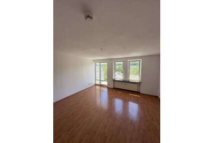 Wohnung zum Mieten in Regensburg 631,00 € 49 m²