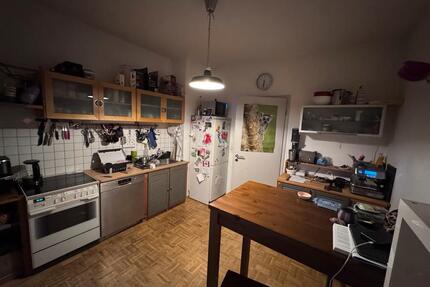 Charmante 3-Raum-Wohnung - 890,00&nbsp;EUR Kaltmiete, ca.&nbsp; 65,00&nbsp;m&sup2; in Halle (Saale) (PLZ: 06114) Am Wasserturm/Thaerviertel