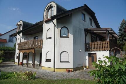 Mehrfamilienhaus, Optionen: Großfamilie, Investor, Vermietobjekt - Kitzingen