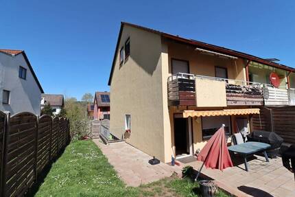 Reiheneckhaus mit Garage - 399.000,00&nbsp;EUR Kaufpreis, ca.&nbsp; 120,00&nbsp;m&sup2;&nbsp;Wohnfl&auml;che in Langenzenn (PLZ: 90579)