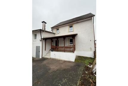 Einfamilienhaus mit Ausbaupotenzial! - Grünberg