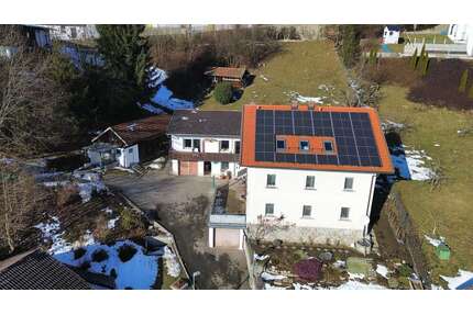 Haus zum Kaufen in Hauzenberg 395.000,00 € 204 m²