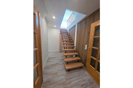3- Zimmer Maisonette Wohnung - 1.200,00&nbsp;EUR Kaltmiete, ca.&nbsp; 85,00&nbsp;m&sup2; in Eggolsheim (PLZ: 91330)