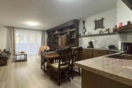 *Helle & geräumige 3-Zimmer-Wohnung mit Balkon in Leverkusen-Opladen*