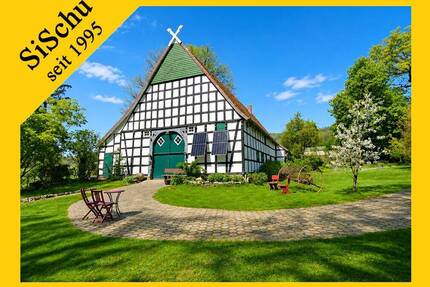 Ostwestfälisches Ständerhaus mit 17.700 m² Traumgrundstück - Hüllhorst / Oberbauerschaft
