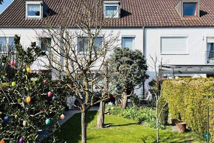 *PROVISIONSFREI* Reihenhaus, IN-Ringsee, 4,5 ZKB, ca. 110 qm Wfl, Bj. 66, 250 qm Grund, Einzelgarage - Ingolstadt