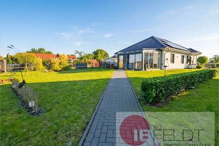 Bungalow-Wohnhaus | TOP-Ausstattung, Wintergarten, Panorama-Blick, Hot Tube Pool, Erweiterungsoption - Dabergotz