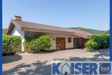 Haus zum Kaufen in Waldshut-Tiengen 674.000,00 € 250 m²