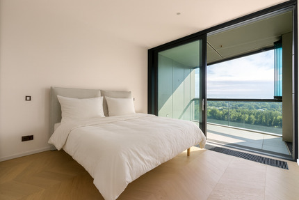 Direkt am Hafenpark - Towerlife - Voll möblierte 2-Zimmer-Wohnung - Frankfurt am Main Ostend