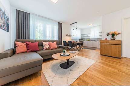 Wohnung zum Mieten in Frankfurt 2.650,00 € 73 m²