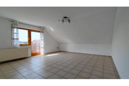 4-Zimmer-DG-Wohnung - 850,00&nbsp;EUR Kaltmiete, ca.&nbsp; 87,00&nbsp;m&sup2; in Hohentengen (PLZ: 88367)