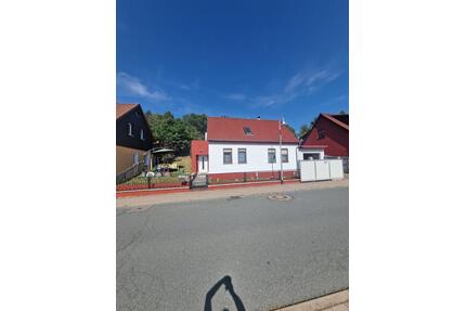 Haus zu verkaufen privat - 155.000,00&nbsp;EUR Kaufpreis, ca.&nbsp; 100,00&nbsp;m&sup2; in Elgersburg (PLZ: 98716)