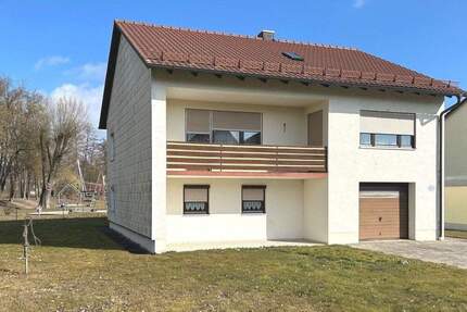 Einfamilienhaus in Hengersberg - 269.000,00&nbsp;EUR Kaufpreis, ca.&nbsp; 86,00&nbsp;m&sup2;&nbsp;Wohnfl&auml;che in Hengersberg (PLZ: 94491)