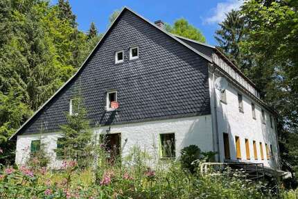 Haus zum Kaufen in Altenberg 199.000,00 € 490 m²