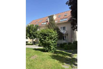 Wohnung zum Kaufen in Werdau 102.000,00 € 101.52 m²