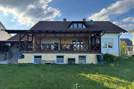 Haus zum Kaufen in Karlskron 595.000,00 € 220 m²