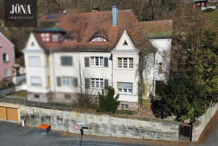 RESERVIERT! Historische Doppelhaushälfte mit zwei Wohneinheiten in stadtnaher Lage Kauf gegen Gebot - Kulmbach