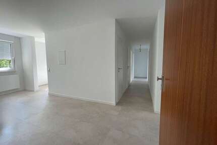 Wohnung zum Mieten in Stuttgart 1.500,00 € 81.9 m²