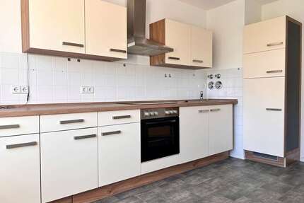 Wohnung zum Mieten in Zwickau 295,00 € 50.45 m²