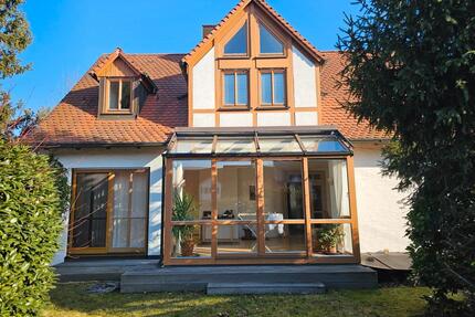 Freistehendes EFH im Landhausstil, Nürnberg-Ziegelstein
