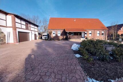 Mehrgenerationenhaus - 875.000,00&nbsp;EUR Kaufpreis, ca.&nbsp; 550,00&nbsp;m&sup2; in Plau am See (PLZ: 19395)