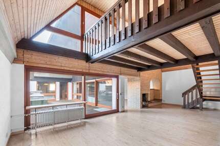 Haus zum Kaufen in Zeil am Main 449.000,00 € 257 m²