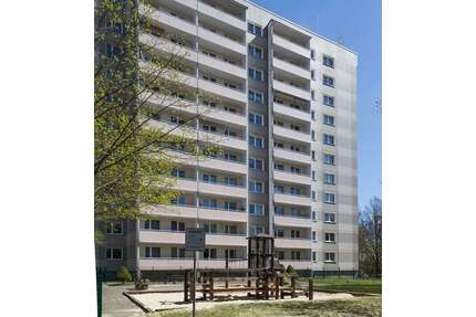 Wohnung zum Mieten in Hermsdorf 425,00 € 73.4 m²