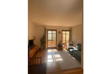 2-Zi. Wohnung mit Balkon ab 1.7. in Rosenheim zu vermieten