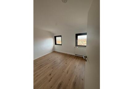 2,5-Raum DG-Wohnung direkt am Markt in Kahla