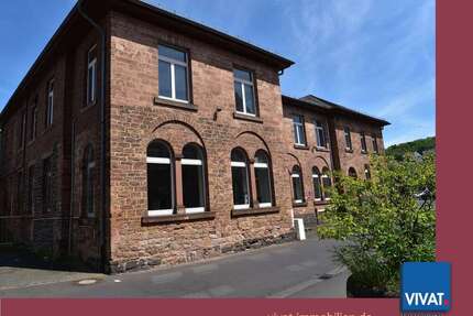 Haus zum Kaufen in Hirzenhain 225.000,00 € 780 m²