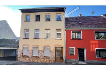 Haus zum Kaufen in Crimmitschau 38.700,00 € 150 m²