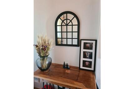 Voll möblierte 2 Zimmer DH Wohnung in Enzklösterle. Tiefgarage.