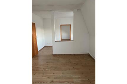 Schöne Zwei-Zimmer Dachgeschosswohnung Bismarckstr. für 1-2 Pers. - Lübeck Sankt Jürgen