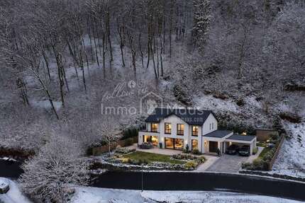 Grundstück zu verkaufen in Werdohl 93.000,00 € 932 m²