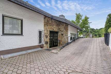 Haus zum Kaufen in Neuwied 369.000,00 € 127.87 m²