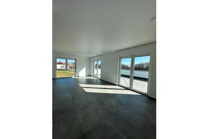 Neubau, Penthouse Erstbezug - 1.600,00&nbsp;EUR Kaltmiete, ca.&nbsp; 126,00&nbsp;m&sup2; in Pirmasens (PLZ: 66955) Niedersimten