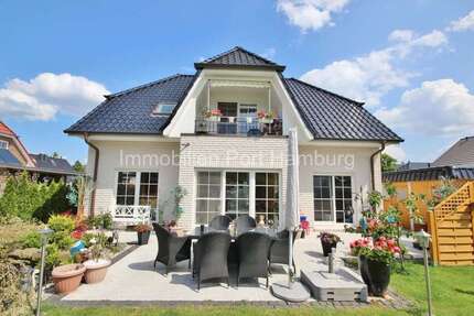 Haus zum Mieten in Ahrensfelde 4.120,00 € 260 m²