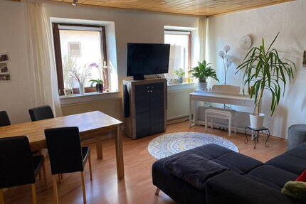 Schöne 4 Zimmer Wohnung mit Balkon und Garten - Markt Erlbach Mosbach