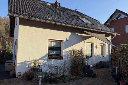 Familienfreundliches Einfamilienhaus mit separater Einliegerwohnung - Vlotho