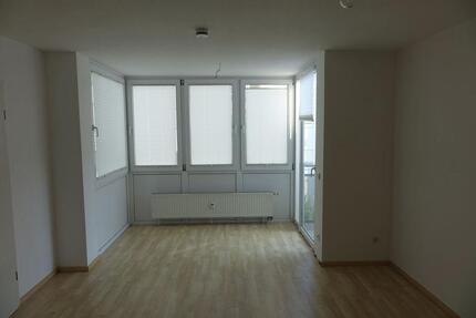 Helle 2-Zimmer Wohnung in Bruchsal - Forst