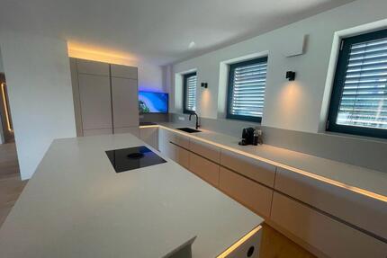 2 Luxus-Wohnungen (Neubau) - 950.000,00&nbsp;EUR Kaufpreis, ca.&nbsp; 120,00&nbsp;m&sup2; in Stuttgart (PLZ: 70197) Stuttgart-West