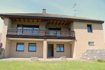 Wohnung in ruhiger Lage mit traumhafter Aussicht in Dedenbach - Schalkenbach
