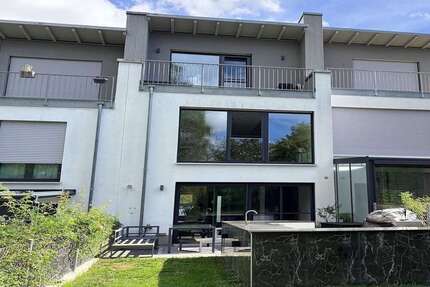 Haus zum Kaufen in Neu-Ulm 649.000,00 € 129.12 m²