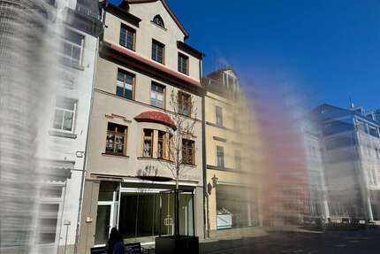 Kapitalanlage: Wohn- und Geschäftshaus mit 3 Wohneinheiten und 1 Gewerbeeinheit in 