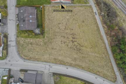 Provisionsfrei mit Baugenehmigung! Großes Grundstück in bester Lage von Burladingen zu kaufen
