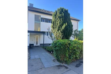 Schöne großzügige 3 12 Wohnung in Leutenbach