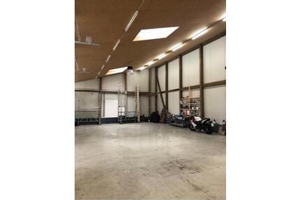 Geräumige WerkstattLager - 1.737,00&nbsp;EUR Kaltmiete, ca.&nbsp; 7,80&nbsp;m&sup2; in Hilzingen (PLZ: 78247)