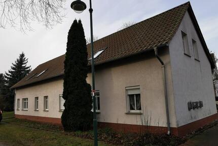 2 Zimmer Dachgeschoss Wohnung 55qm, 1 OG, frisch renoviert, 15326 - Lebus