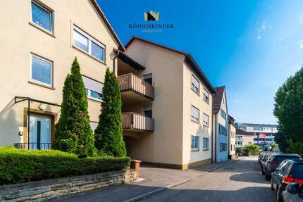 Haus zum Kaufen in Stuttgart Zuffenhausen 1.695.000,00 € 565 m² - Stuttgart / Zuffenhausen