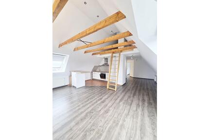 Dachgeschosswohnung im 3-Familienhaus in ruhiger Lage in Pye - Osnabrück Eversburg